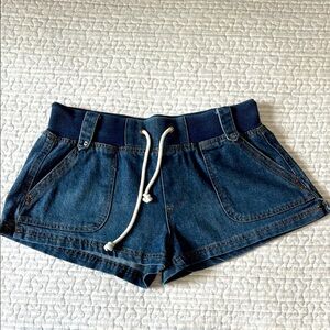 NWOT Comfy Bootie Short
